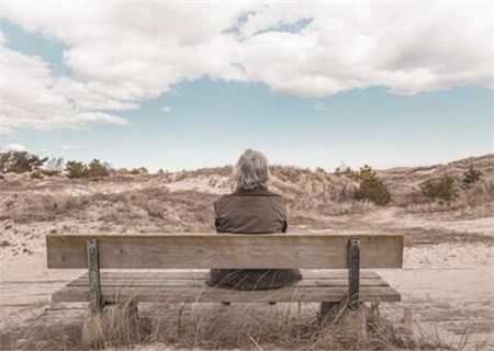 霾天远离空气污染有方法 空气净化器应买对不买贵【xingkong体育官网登录】(图2) 星空官网登录