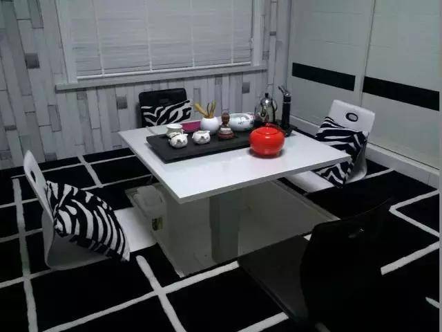 朋侪家屋子装修挺漂亮的 可一到茶室把我吓一跳!直冒汗!【星空官网登录】(图11)
朋侪家屋子装修挺漂亮的 可一到茶室把我吓一跳!直冒汗!【星空官网登录】(图11)