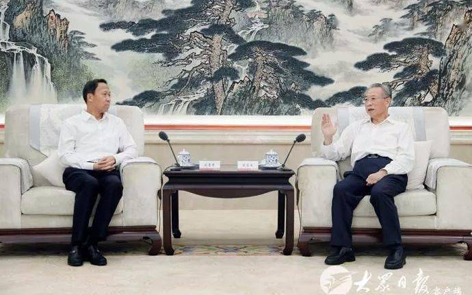 黄冈书记赴山东:谢谢山东在抗疫紧要关头 举全省之力支援黄冈【xingkong.com】(图2)
黄冈书记赴山东:谢谢山东在抗疫紧要关头 举全省之力支援黄冈【xingkong.com】(图2)