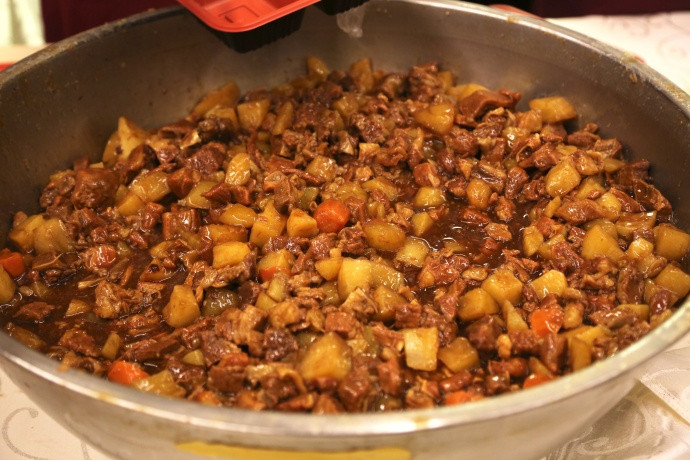 xingkong体育官网登录-华中家居浪潮指向标居然之家国际进口品牌战略签约发布会举行(图2) 星空体育官网