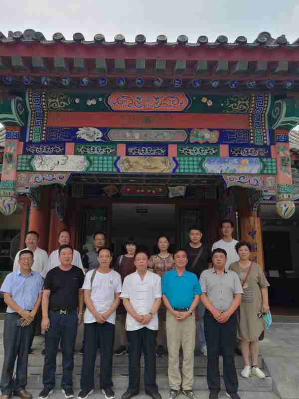 铝合金门窗选购注意事项【星空官网登录】(图1)