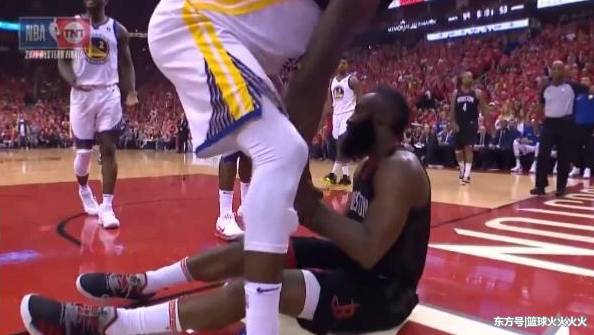 开评：三大指数集体低开 贵州茅台高开1.2%-星空官网登录(图1)