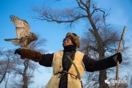 星空官网登录-英属哥伦比亚大学校园公交车站(图2) 星空官网登录-英属哥伦比亚大学校园公交车站(图2)